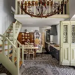 Feriehus Siliguri Traditional House