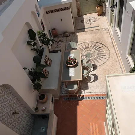 Siliguri Traditional House Vakantiehuis Rhodes City